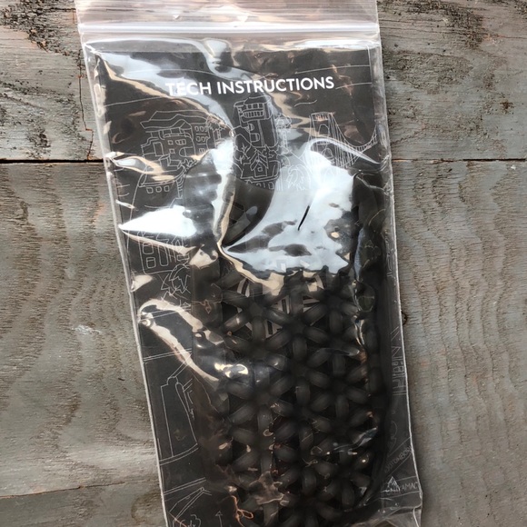 NWOT Plae Butler shoes size 10.5 - Picture 9 of 10